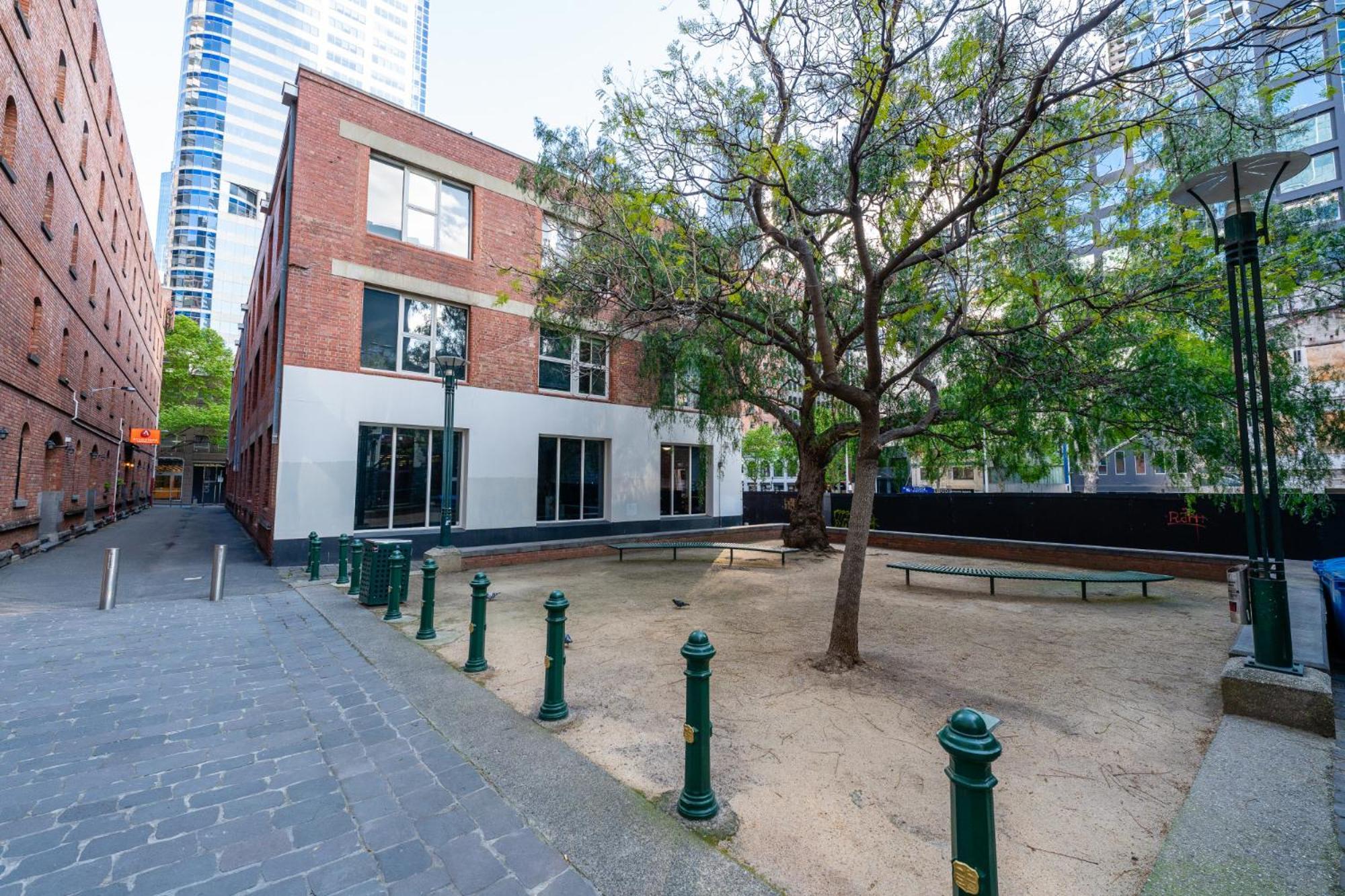 1-Bed Warehouse Conversion In Melbourne Cbd Daire Dış mekan fotoğraf